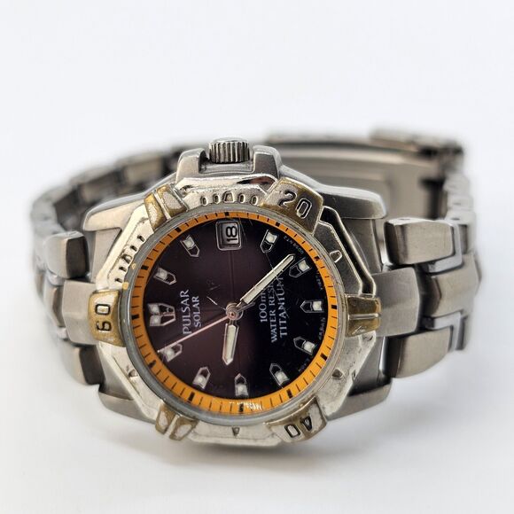 VTG Pulsar Watch Women 32MM Black Dial Date Titanium Bracelet Band 5.5\
